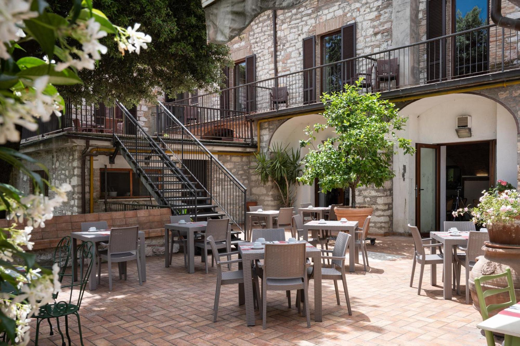 Hotel San Marco 구비오 외부 사진