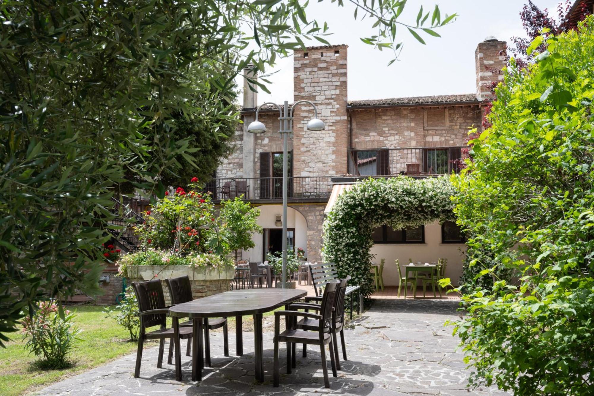 Hotel San Marco 구비오 외부 사진