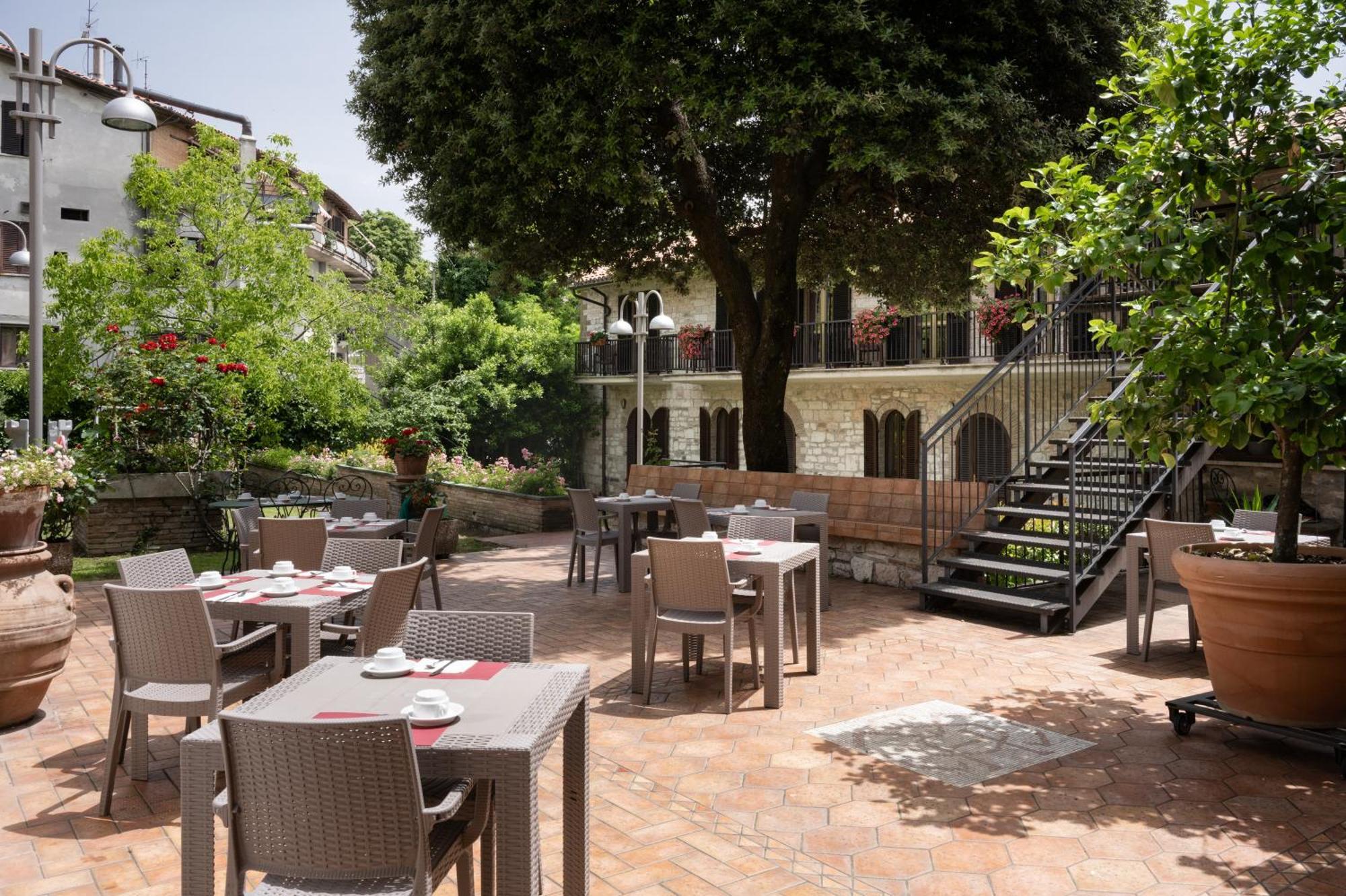 Hotel San Marco 구비오 외부 사진